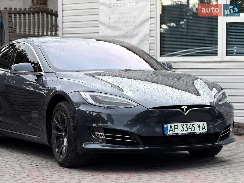Tesla Model S