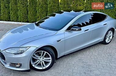 Ліфтбек Tesla Model S 2013 в Трускавці