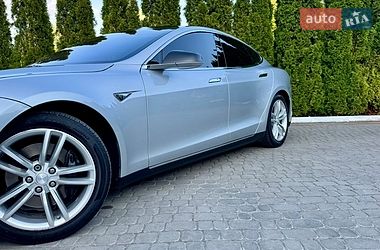 Ліфтбек Tesla Model S 2013 в Трускавці