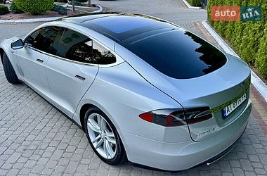 Ліфтбек Tesla Model S 2013 в Трускавці