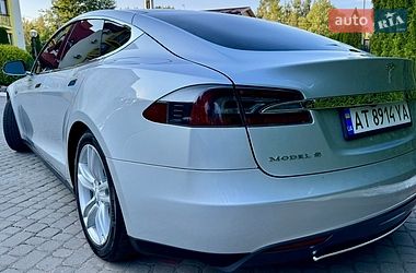 Ліфтбек Tesla Model S 2013 в Трускавці