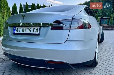 Ліфтбек Tesla Model S 2013 в Трускавці
