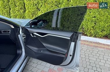 Ліфтбек Tesla Model S 2013 в Трускавці