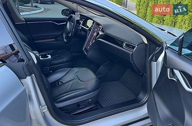 Ліфтбек Tesla Model S 2013 в Трускавці