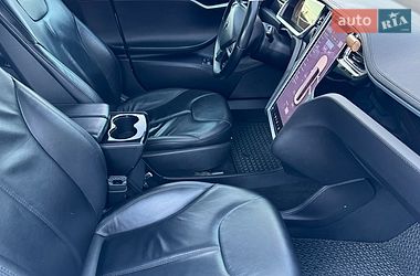 Ліфтбек Tesla Model S 2013 в Трускавці