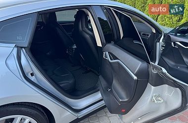 Ліфтбек Tesla Model S 2013 в Трускавці