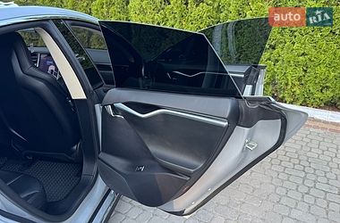 Ліфтбек Tesla Model S 2013 в Трускавці