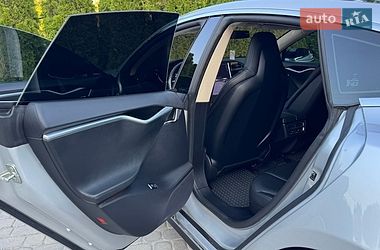 Ліфтбек Tesla Model S 2013 в Трускавці