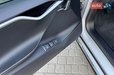 Ліфтбек Tesla Model S 2013 в Трускавці