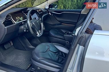 Ліфтбек Tesla Model S 2013 в Трускавці