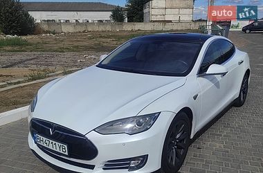 Ліфтбек Tesla Model S 2014 в Білгороді-Дністровському