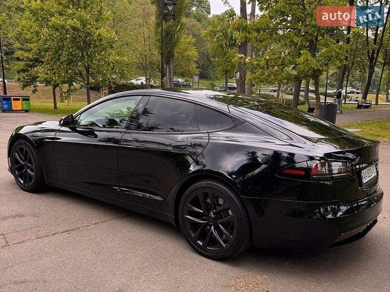 Лифтбек Tesla Model S 2022 в Киеве фото 4 Лифтбек Tesla Model S 2022 в Киеве
