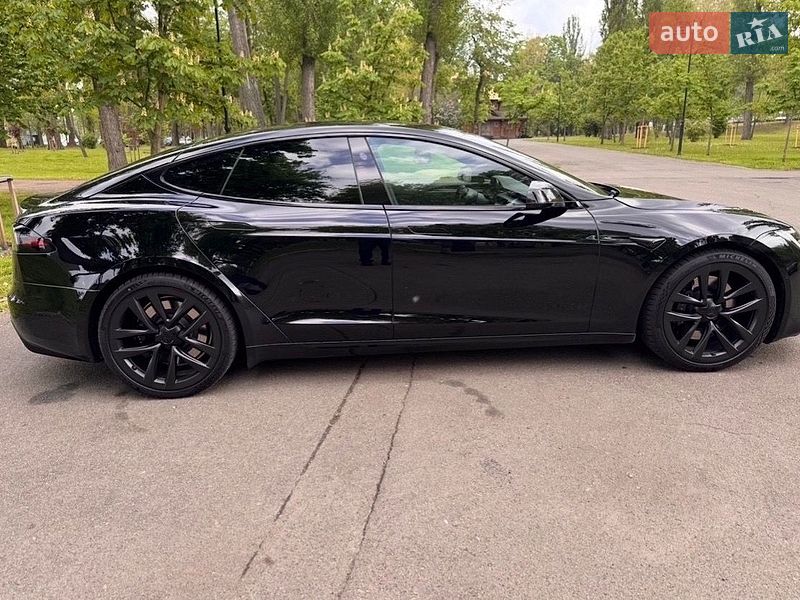 Лифтбек Tesla Model S 2022 в Киеве фото 7 Лифтбек Tesla Model S 2022 в Киеве