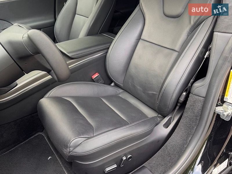 Лифтбек Tesla Model S 2022 в Киеве фото 12 Лифтбек Tesla Model S 2022 в Киеве