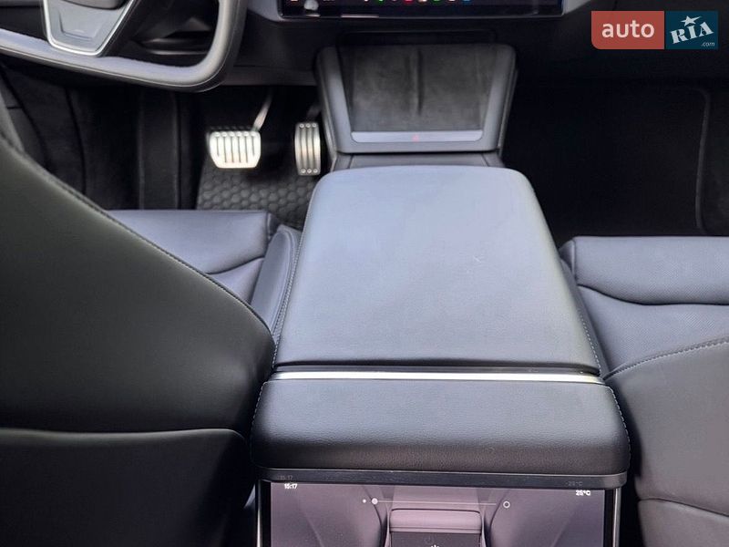 Лифтбек Tesla Model S 2022 в Киеве фото 23 Лифтбек Tesla Model S 2022 в Киеве