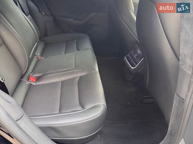 Лифтбек Tesla Model S 2022 в Киеве фото 18 Лифтбек Tesla Model S 2022 в Киеве