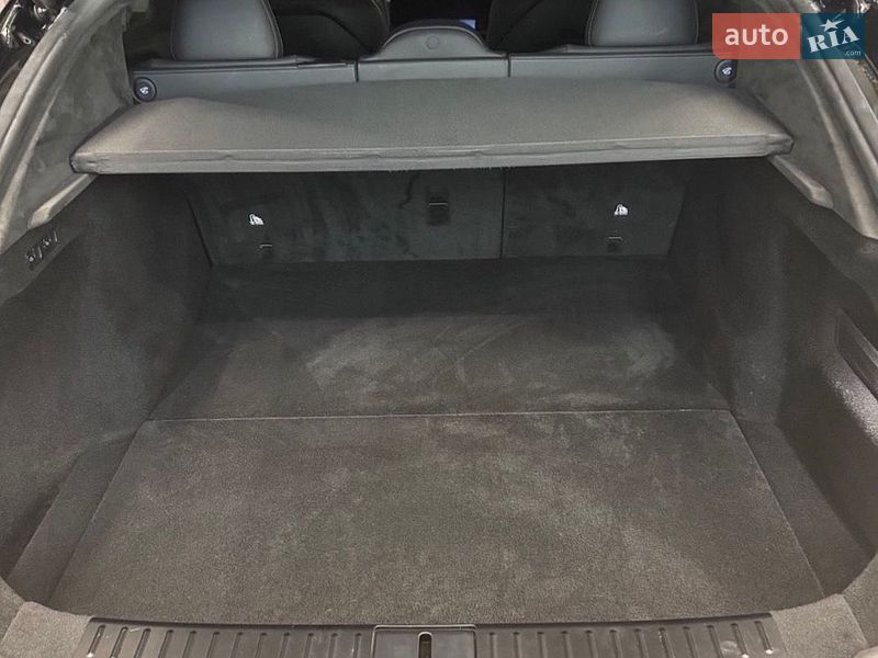 Лифтбек Tesla Model S 2022 в Киеве фото 27 Лифтбек Tesla Model S 2022 в Киеве