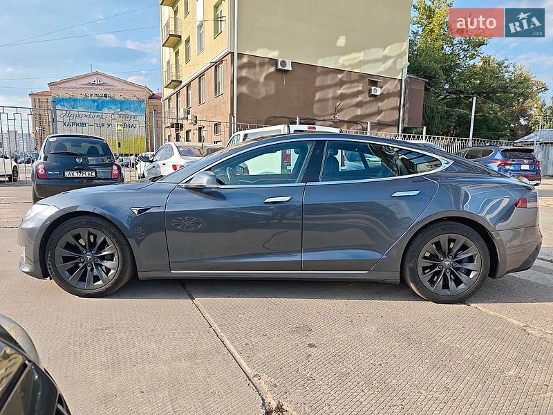 Лифтбек Tesla Model S 2018 в Харькове фото 6 Лифтбек Tesla Model S 2018 в Харькове