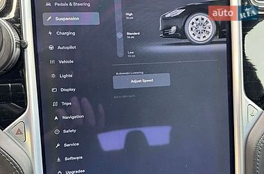 Ліфтбек Tesla Model S 2017 в Києві