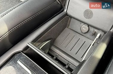 Ліфтбек Tesla Model S 2017 в Києві