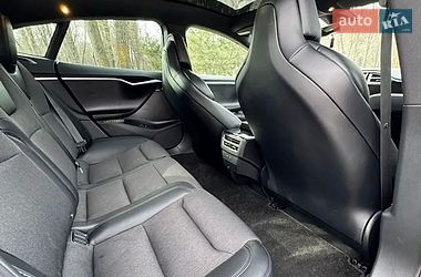 Ліфтбек Tesla Model S 2017 в Києві