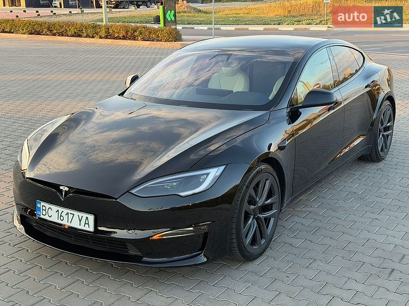 Лифтбек Tesla Model S 2021 в Стрые
