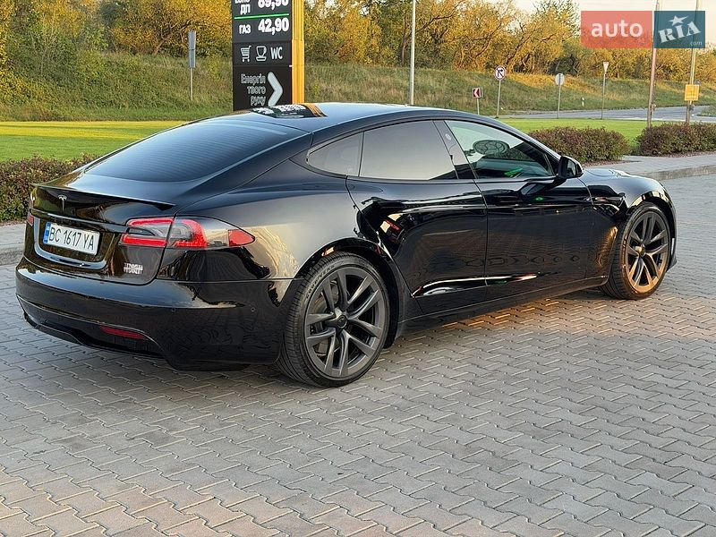 Лифтбек Tesla Model S 2021 в Стрые