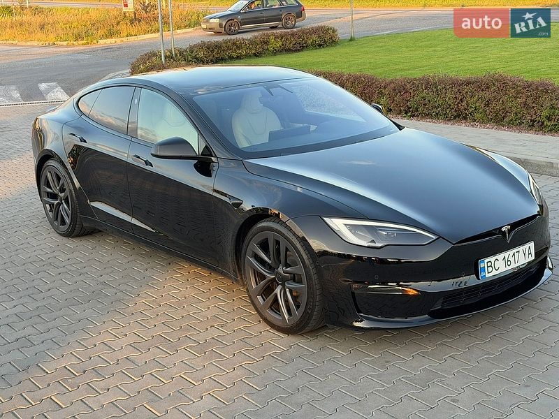 Лифтбек Tesla Model S 2021 в Стрые