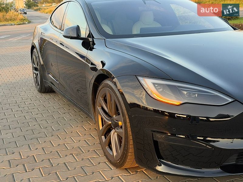 Лифтбек Tesla Model S 2021 в Стрые