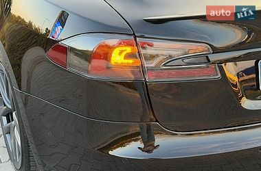 Лифтбек Tesla Model S 2021 в Стрые