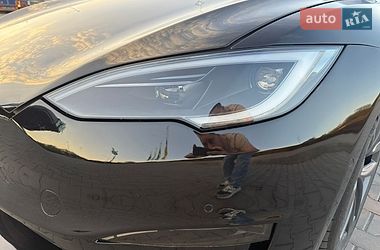 Лифтбек Tesla Model S 2021 в Стрые