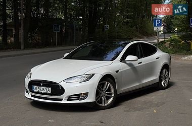 tesla model-s 2016 в Львов от профессионального продавца Остап