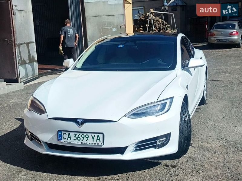 Tesla Model S 2017 Tesla Model S 2017