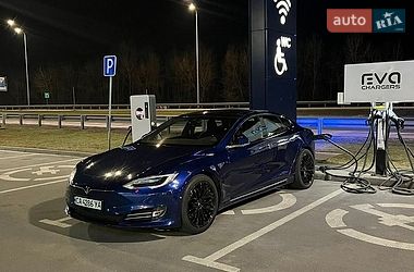 Ліфтбек Tesla Model S 2016 в Софіївській Борщагівці фото 6 Ліфтбек Tesla Model S 2016 в Софіївській Борщагівці