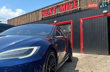 Ліфтбек Tesla Model S 2016 в Софіївській Борщагівці фото 11 Ліфтбек Tesla Model S 2016 в Софіївській Борщагівці