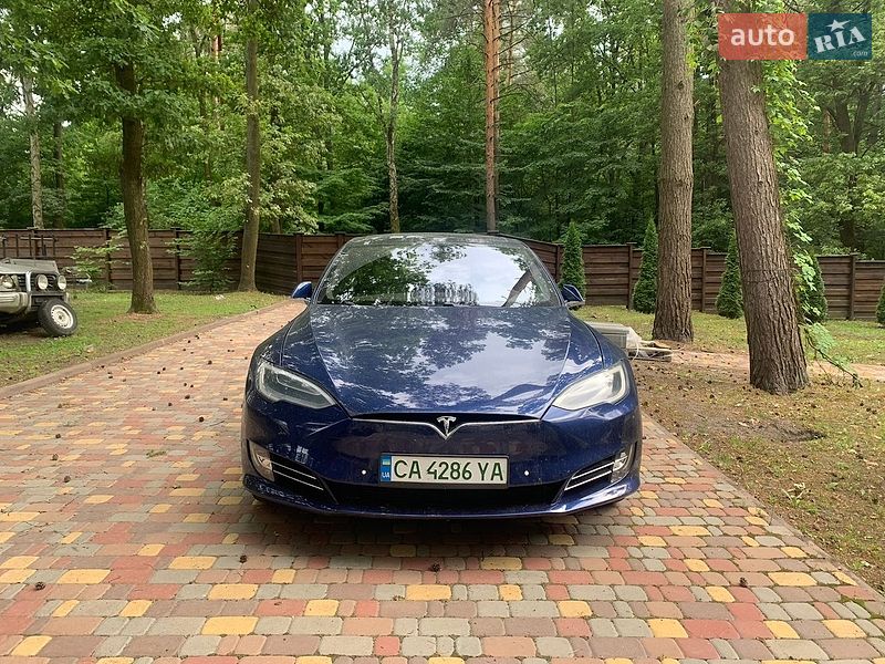 Ліфтбек Tesla Model S 2016 в Софіївській Борщагівці фото 16 Ліфтбек Tesla Model S 2016 в Софіївській Борщагівці