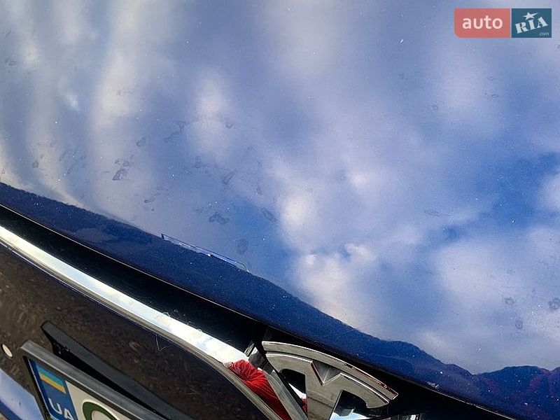 Ліфтбек Tesla Model S 2016 в Софіївській Борщагівці фото 27 Ліфтбек Tesla Model S 2016 в Софіївській Борщагівці