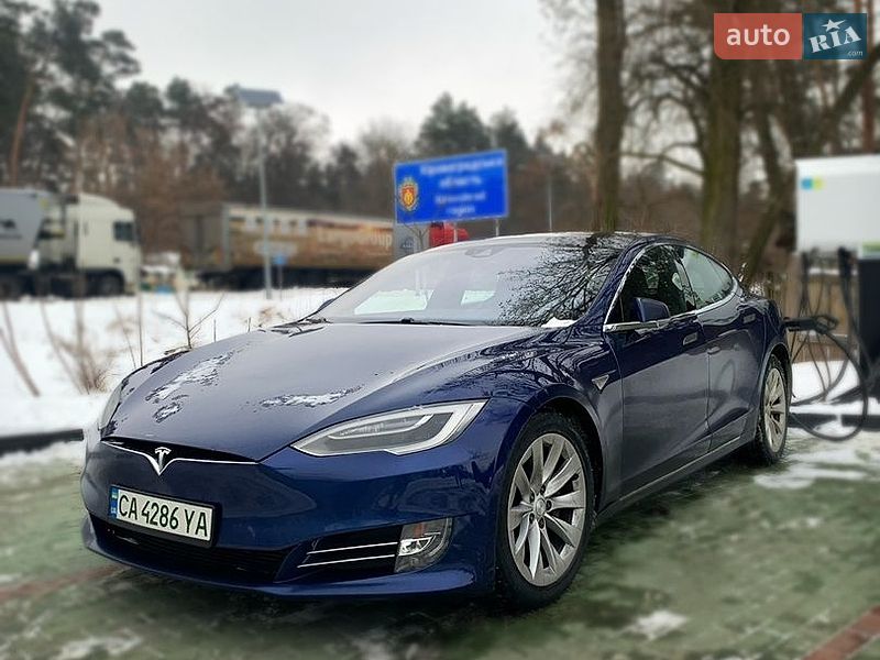 Ліфтбек Tesla Model S 2016 в Софіївській Борщагівці фото 32 Ліфтбек Tesla Model S 2016 в Софіївській Борщагівці