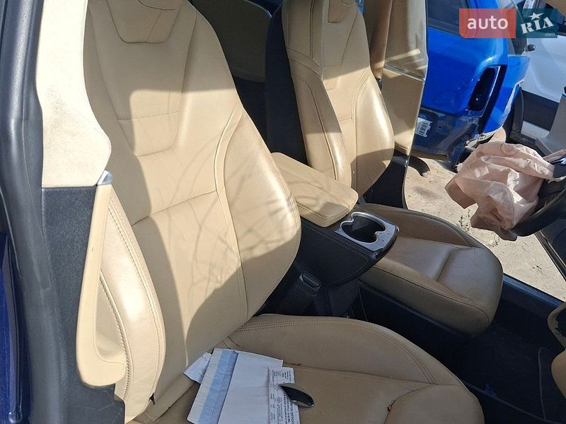 Ліфтбек Tesla Model S 2015 в Миколаєві фото 7 Ліфтбек Tesla Model S 2015 в Миколаєві