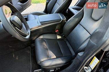 Лифтбек Tesla Model S 2023 в Ровно