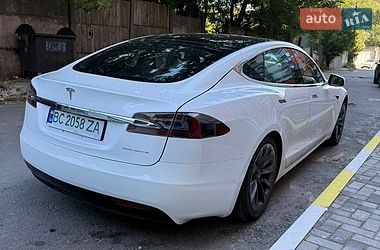 Лифтбек Tesla Model S 2019 в Киеве