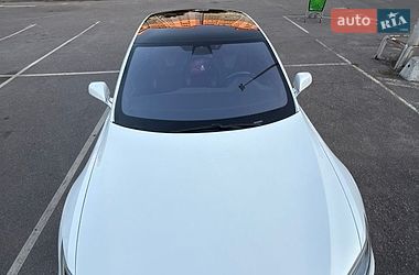 Ліфтбек Tesla Model S 2017 в Івано-Франківську