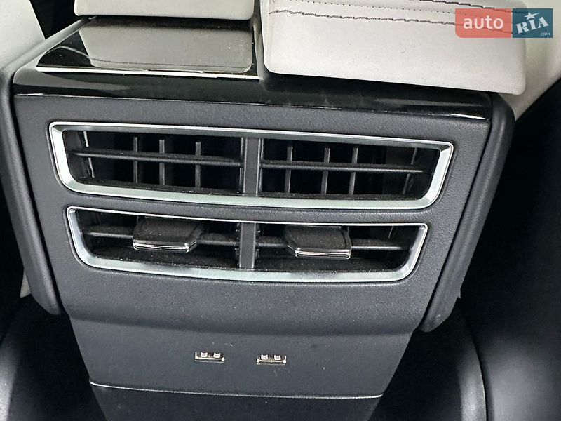 Лифтбек Tesla Model S 2017 в Одессе
