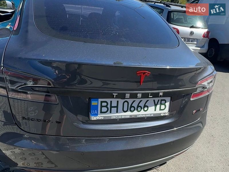 Лифтбек Tesla Model S 2015 в Одессе фото 2 Лифтбек Tesla Model S 2015 в Одессе