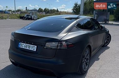 Лифтбек Tesla Model S 2023 в Львове