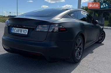 Лифтбек Tesla Model S 2023 в Львове