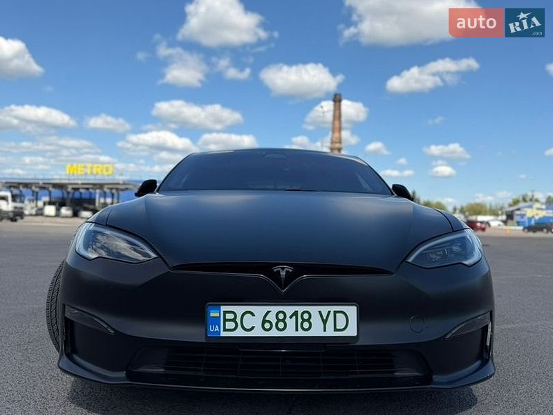 Лифтбек Tesla Model S 2023 в Львове