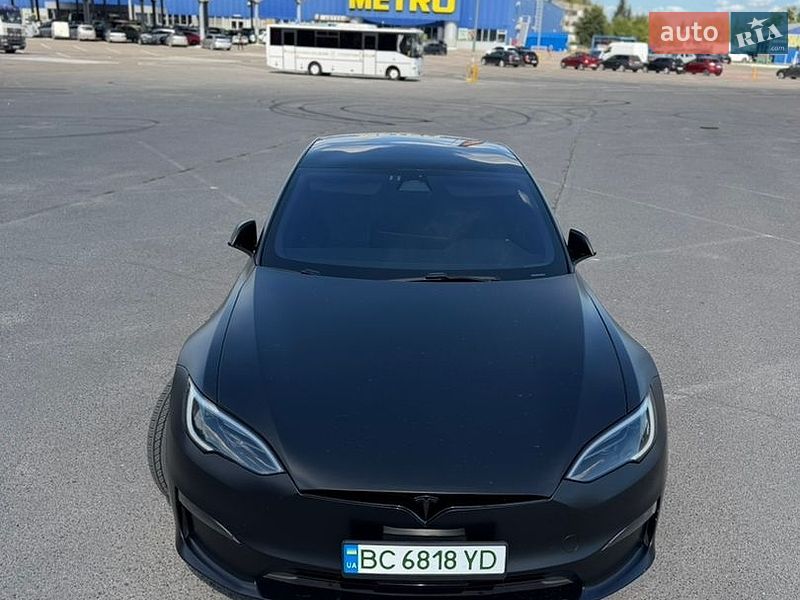 Лифтбек Tesla Model S 2023 в Львове