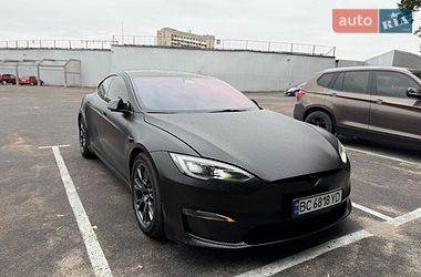 Лифтбек Tesla Model S 2023 в Львове