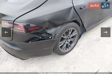 Лифтбек Tesla Model S 2023 в Львове